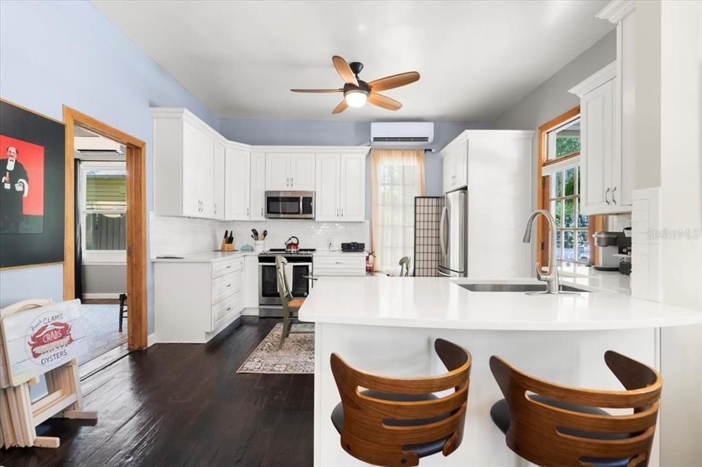 For Sale: $949,000 (3 beds, 0 baths, 2068 Square Feet)