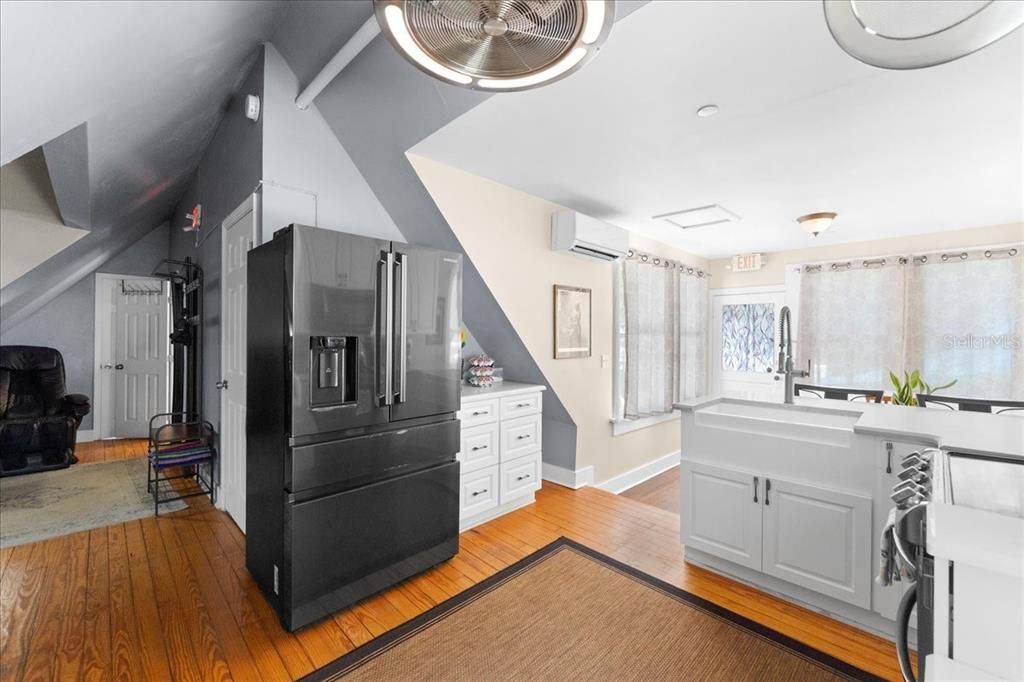 For Sale: $949,000 (3 beds, 0 baths, 2068 Square Feet)