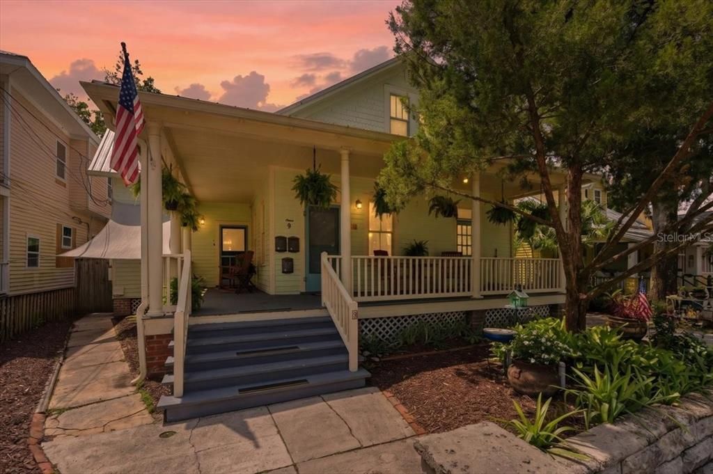 For Sale: $949,000 (3 beds, 0 baths, 2068 Square Feet)