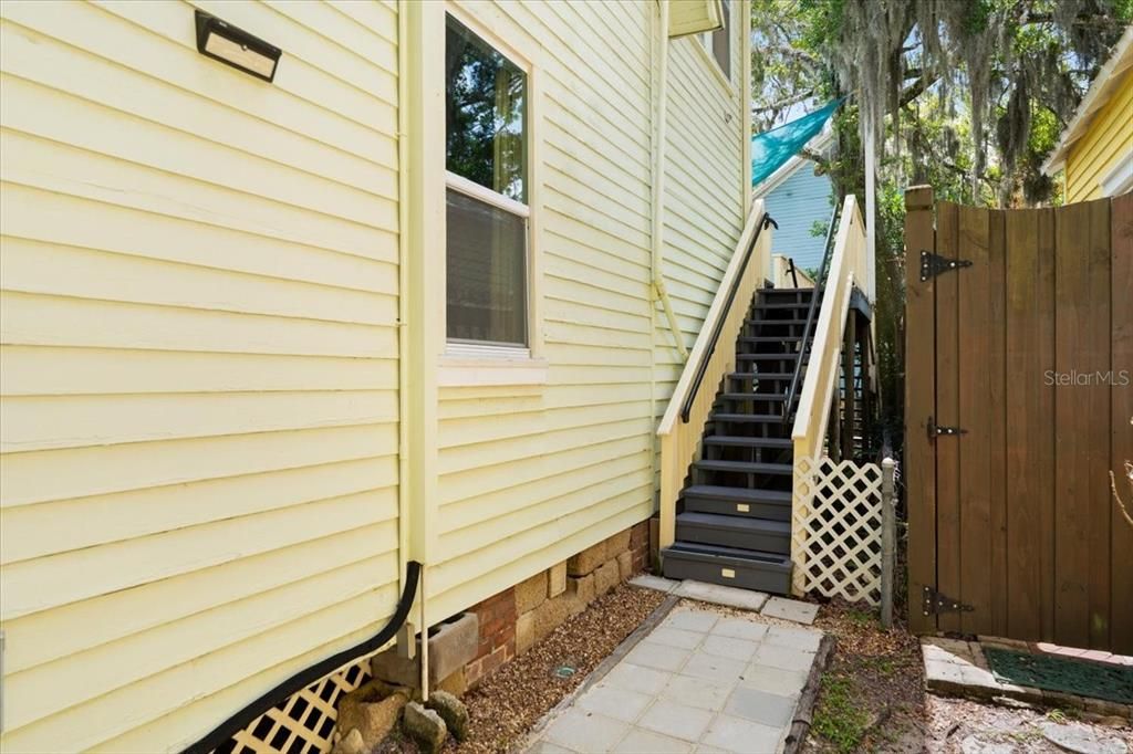 For Sale: $949,000 (3 beds, 0 baths, 2068 Square Feet)
