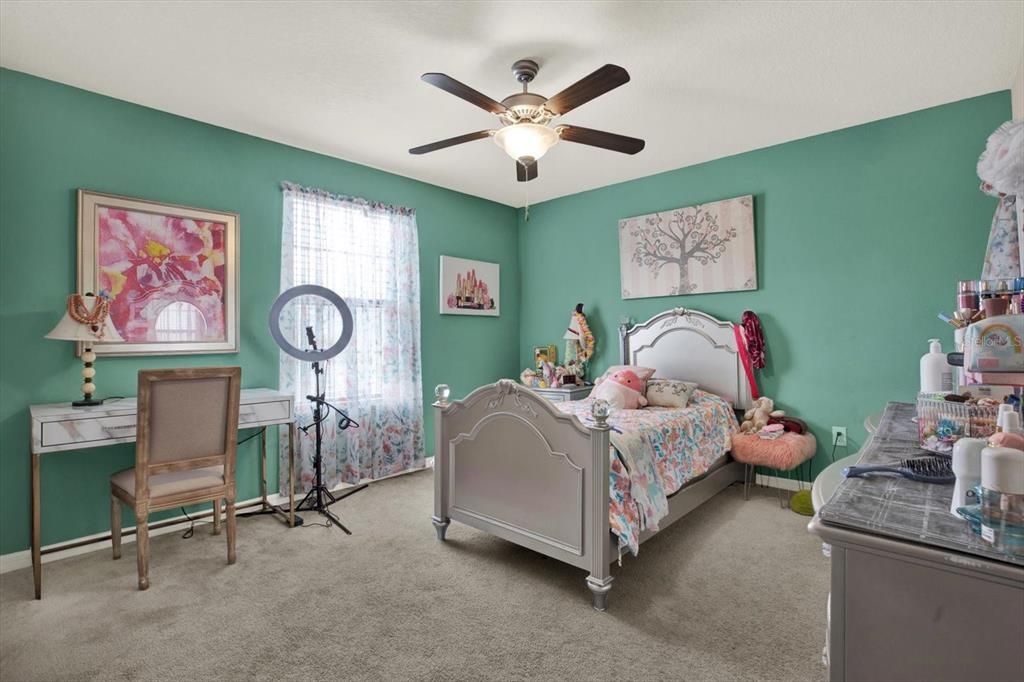 For Rent: $2,600 (4 beds, 2 baths, 2612 Square Feet)