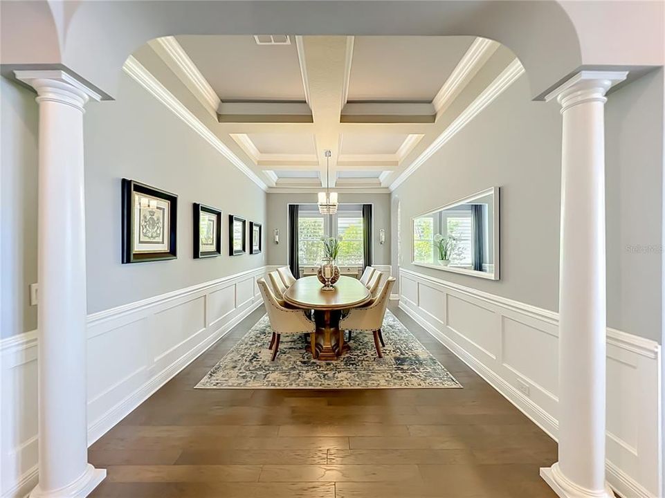 For Sale: $1,385,000 (4 beds, 3 baths, 3495 Square Feet)