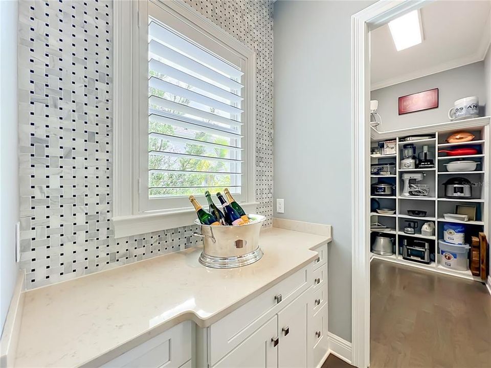 For Sale: $1,385,000 (4 beds, 3 baths, 3495 Square Feet)