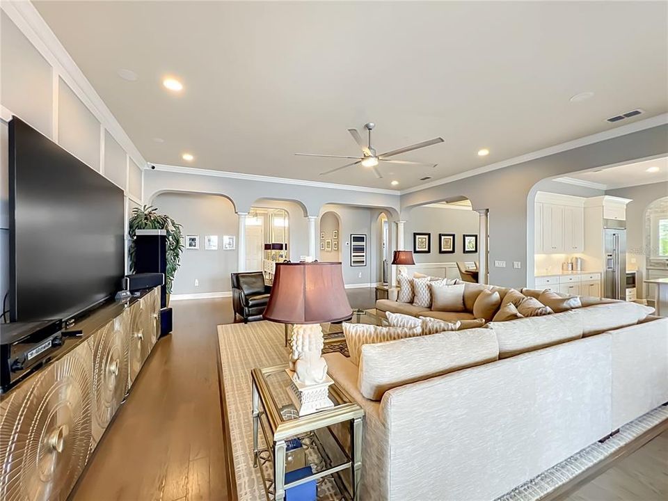 For Sale: $1,385,000 (4 beds, 3 baths, 3495 Square Feet)