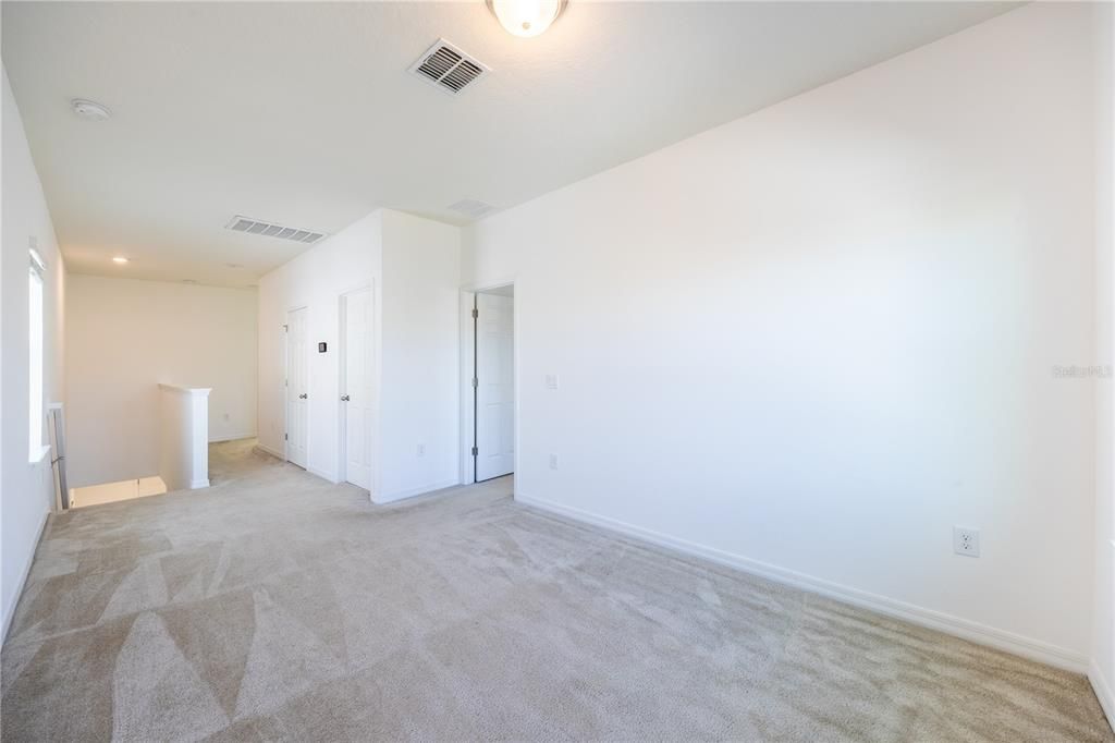 For Sale: $457,900 (3 beds, 2 baths, 1838 Square Feet)