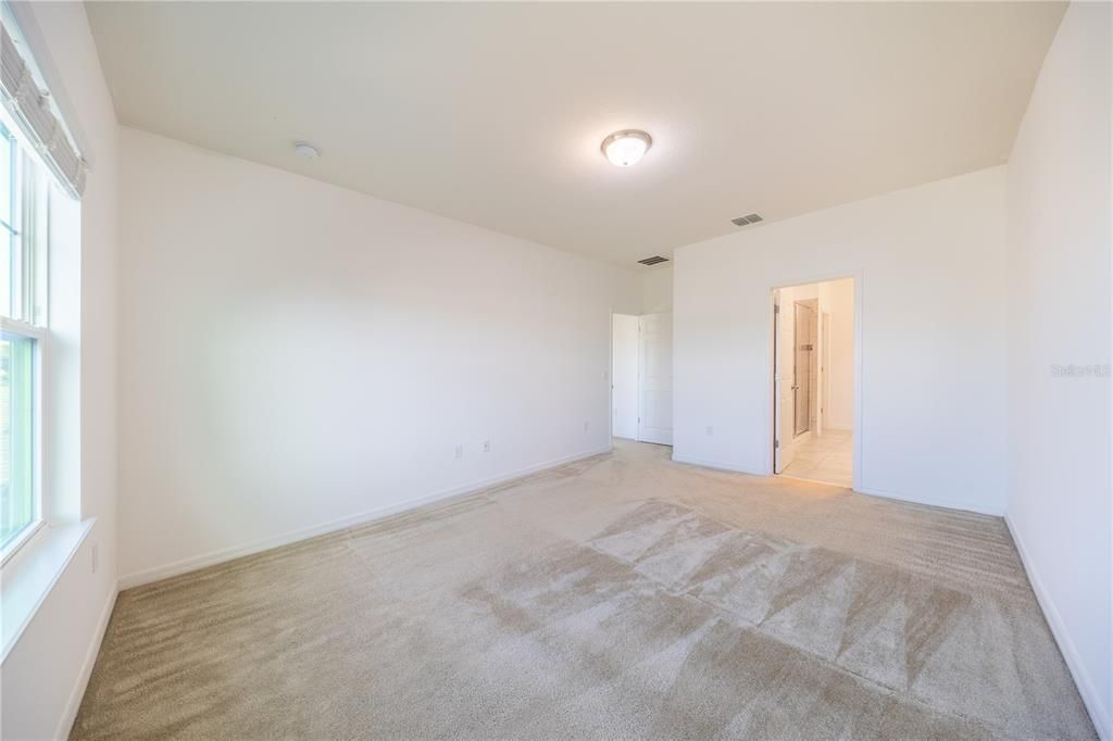 For Sale: $457,900 (3 beds, 2 baths, 1838 Square Feet)