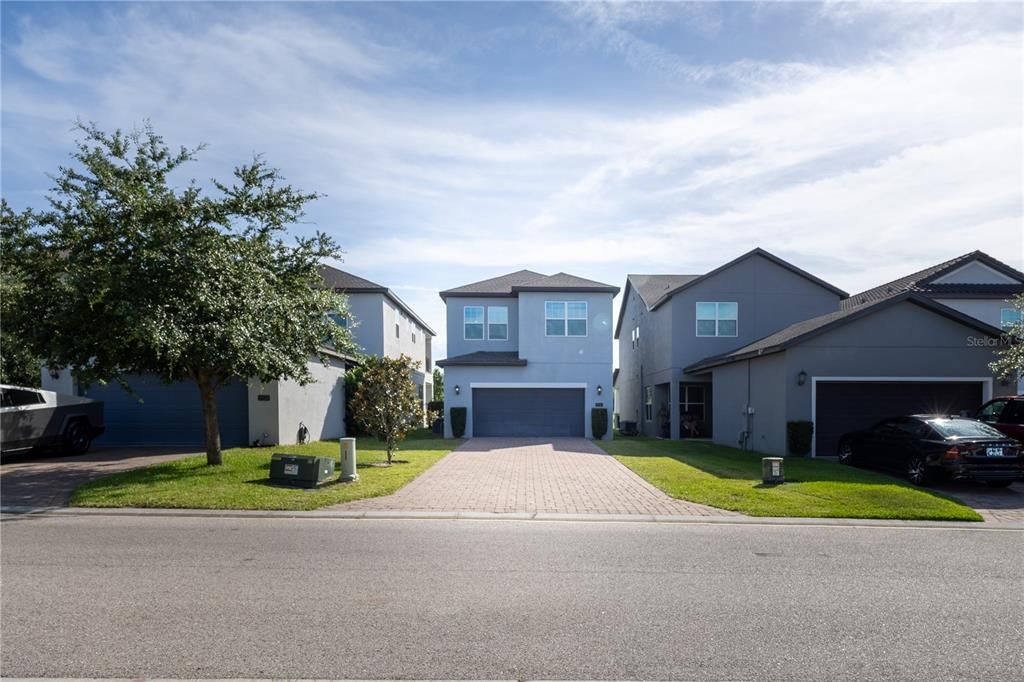 For Sale: $457,900 (3 beds, 2 baths, 1838 Square Feet)