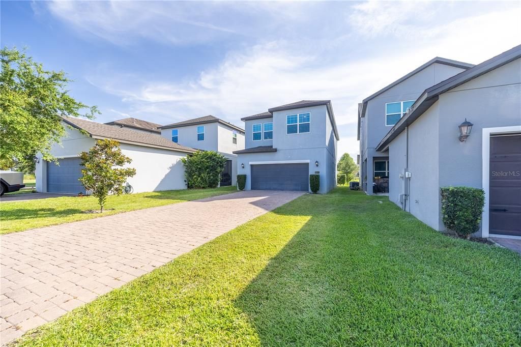 For Sale: $457,900 (3 beds, 2 baths, 1838 Square Feet)