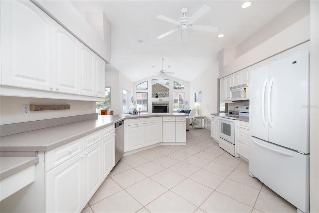 For Sale: $499,000 (3 beds, 2 baths, 2668 Square Feet)