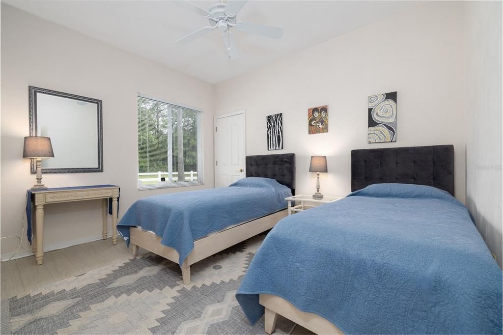 For Sale: $499,000 (3 beds, 2 baths, 2668 Square Feet)