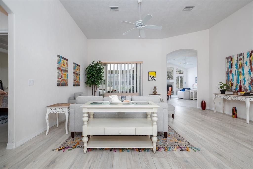 For Sale: $499,000 (3 beds, 2 baths, 2668 Square Feet)