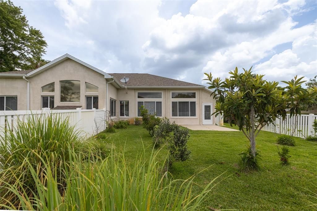 For Sale: $499,000 (3 beds, 2 baths, 2668 Square Feet)