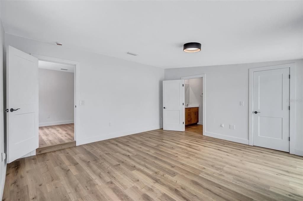 For Sale: $699,000 (4 beds, 2 baths, 1856 Square Feet)