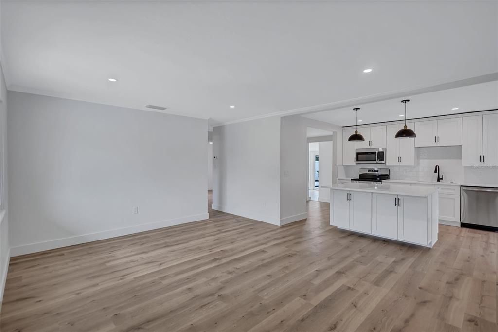 For Sale: $699,000 (4 beds, 2 baths, 1856 Square Feet)