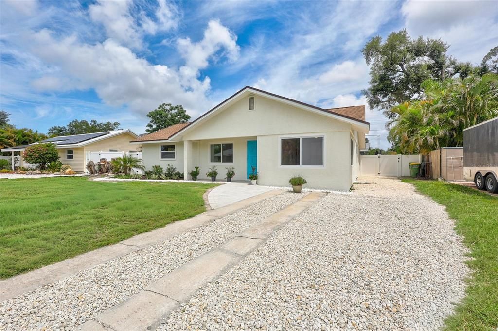 For Sale: $699,000 (4 beds, 2 baths, 1856 Square Feet)