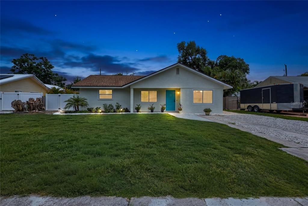 For Sale: $699,000 (4 beds, 2 baths, 1856 Square Feet)
