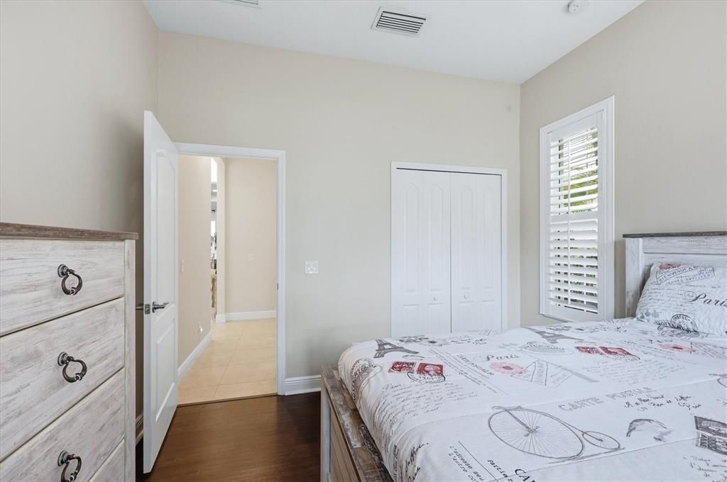 For Sale: $599,000 (2 beds, 2 baths, 1578 Square Feet)