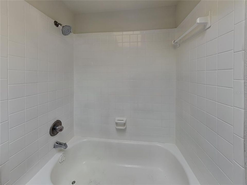 В аренду: $1,399 (2 спален, 1 ванн, 1800 Квадратных фут)