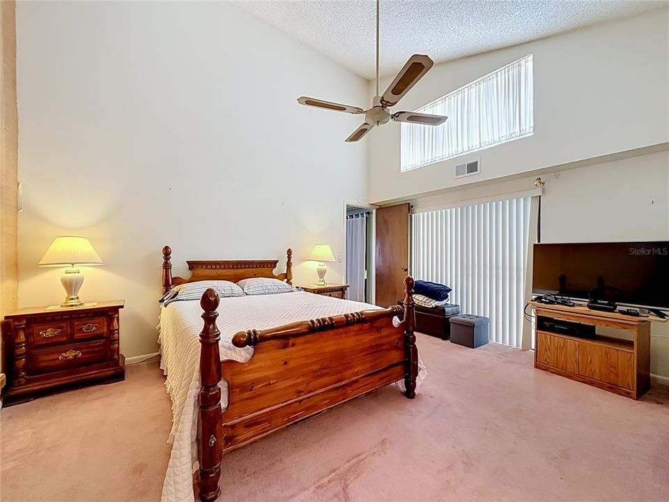 For Sale: $234,900 (2 beds, 2 baths, 1396 Square Feet)