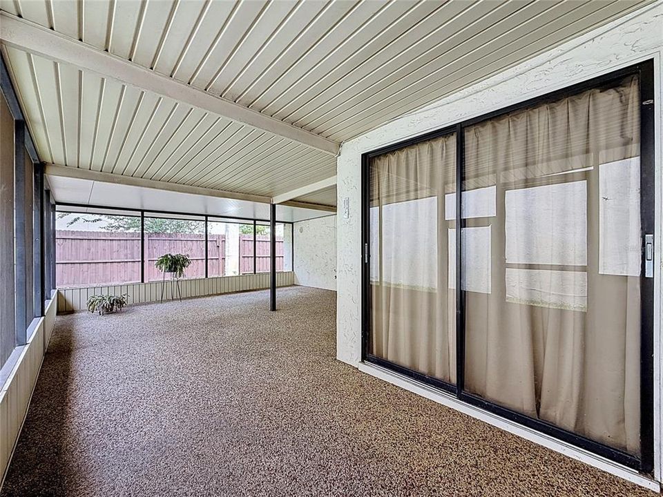 For Sale: $234,900 (2 beds, 2 baths, 1396 Square Feet)