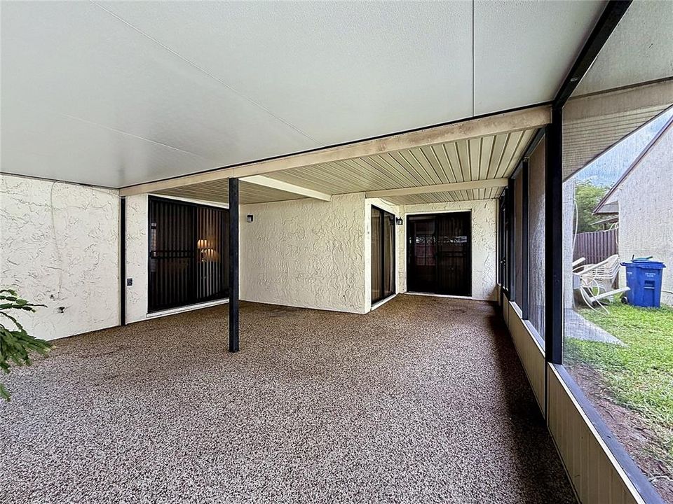 For Sale: $234,900 (2 beds, 2 baths, 1396 Square Feet)