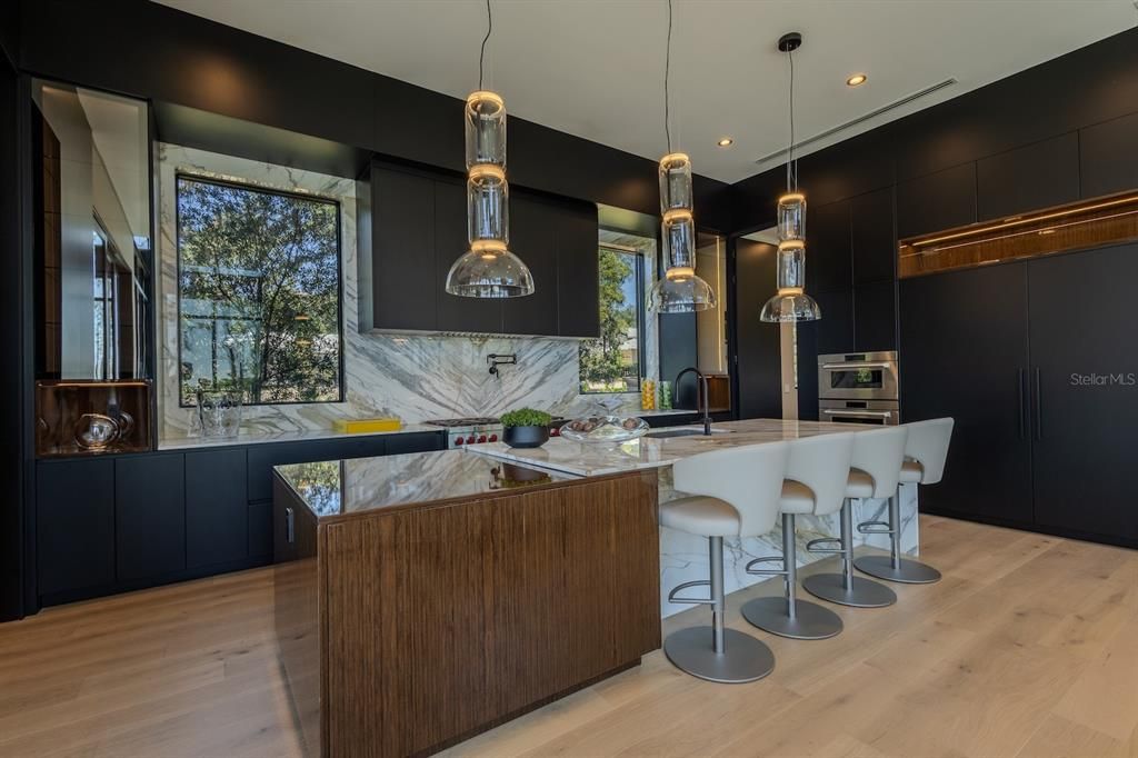 En Venta: $10,200,000 (6 camas, 8 baños, 6457 Pies cuadrados)