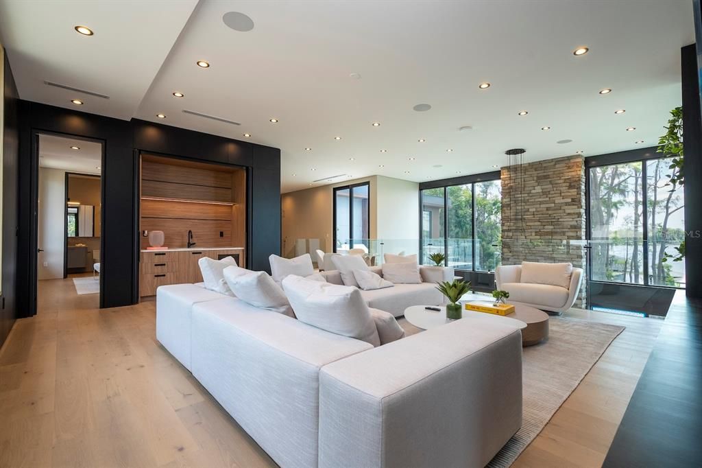 En Venta: $10,200,000 (6 camas, 8 baños, 6457 Pies cuadrados)