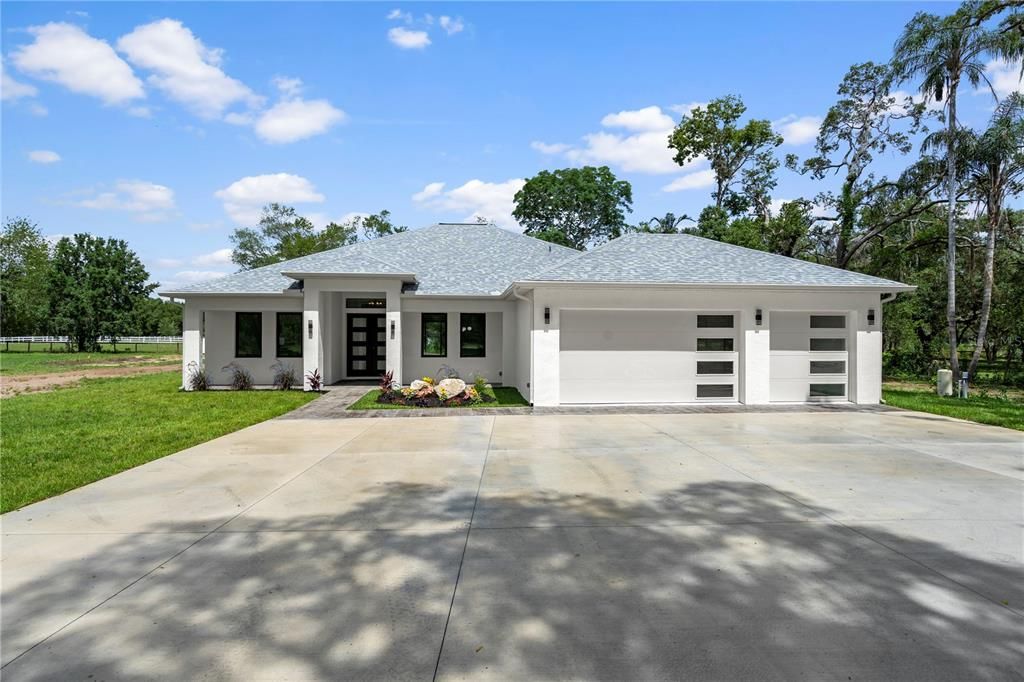En Venta: $939,900 (4 camas, 3 baños, 3423 Pies cuadrados)