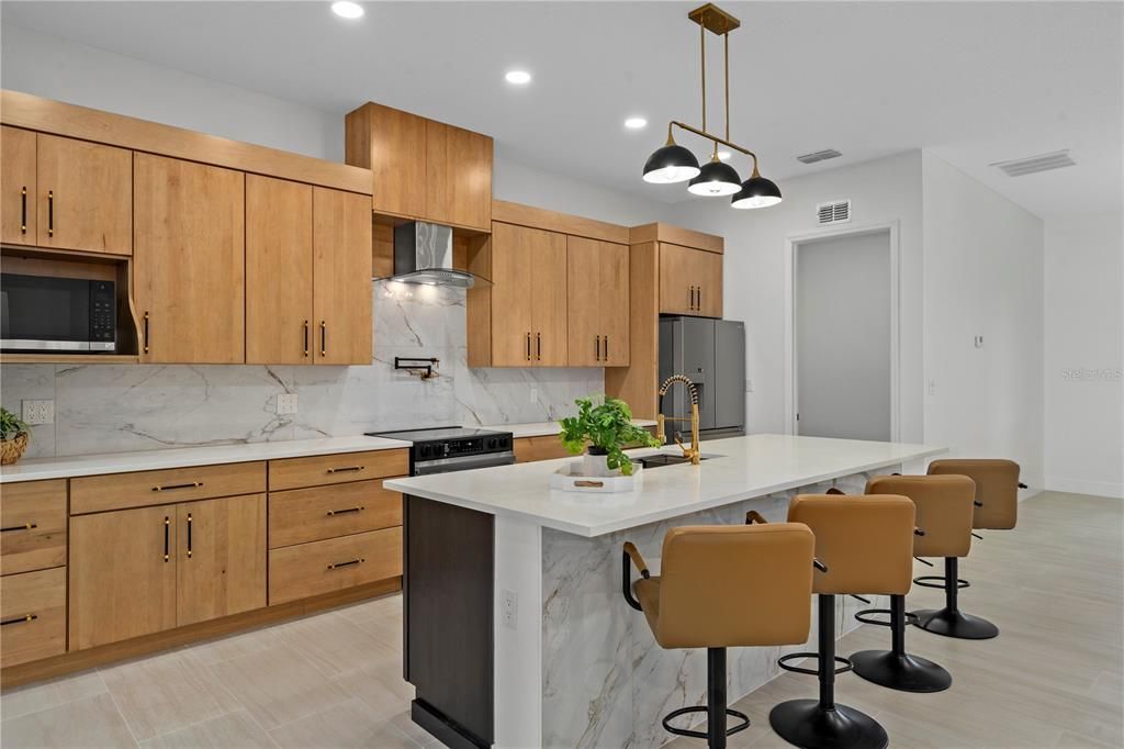 En Venta: $939,900 (4 camas, 3 baños, 3423 Pies cuadrados)