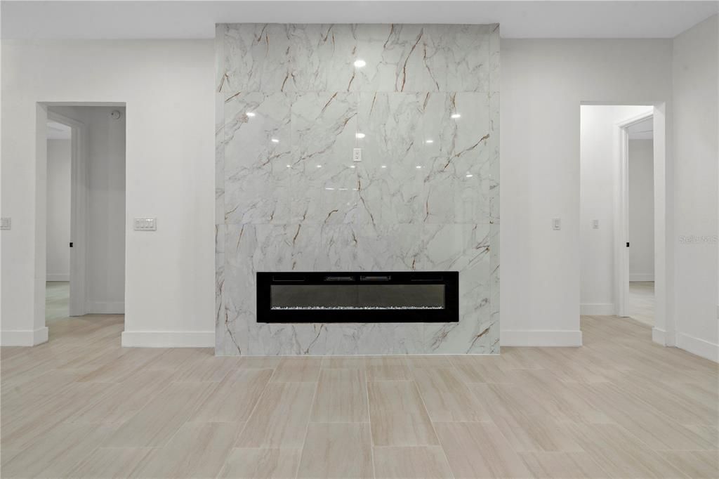 En Venta: $939,900 (4 camas, 3 baños, 3423 Pies cuadrados)