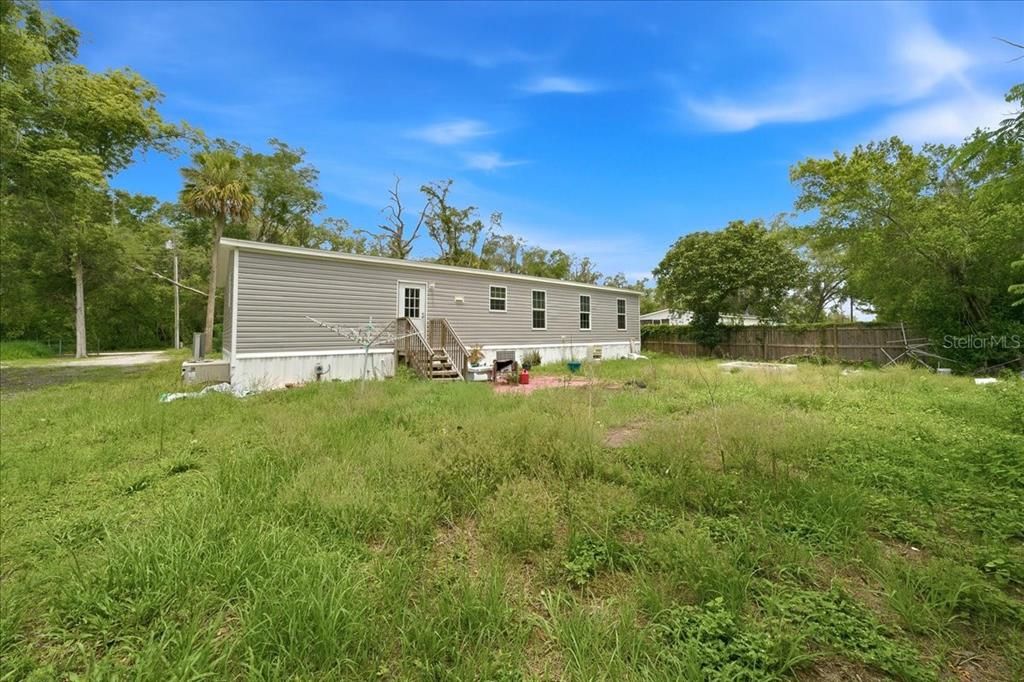 For Sale: $260,000 (4 beds, 2 baths, 1568 Square Feet)