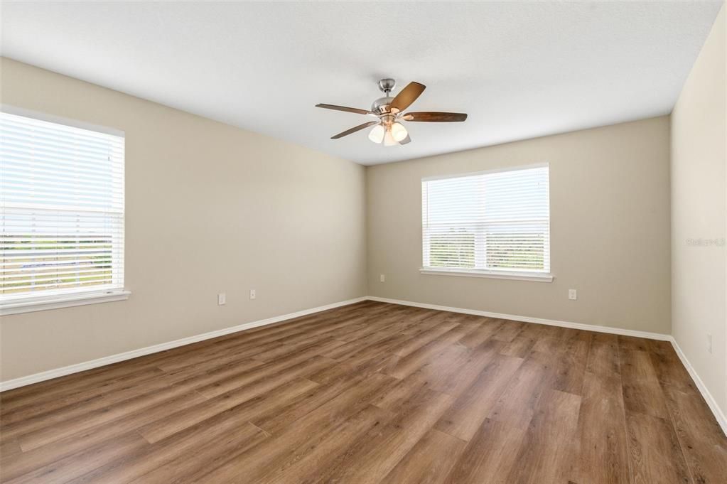 For Rent: $2,400 (3 beds, 2 baths, 1880 Square Feet)