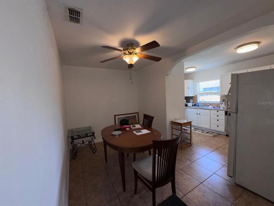 For Sale: $190,000 (2 beds, 2 baths, 1006 Square Feet)