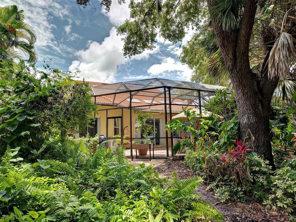 For Sale: $910,000 (4 beds, 3 baths, 2916 Square Feet)