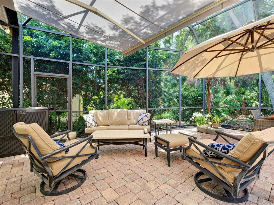 For Sale: $910,000 (4 beds, 3 baths, 2916 Square Feet)