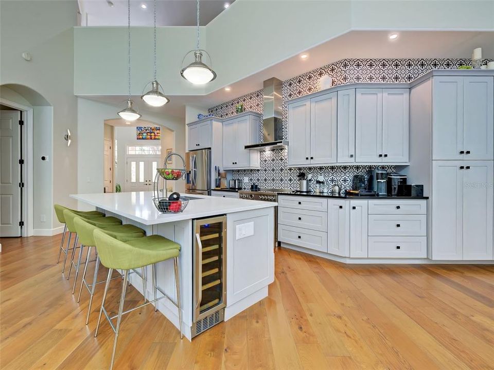 For Sale: $910,000 (4 beds, 3 baths, 2916 Square Feet)