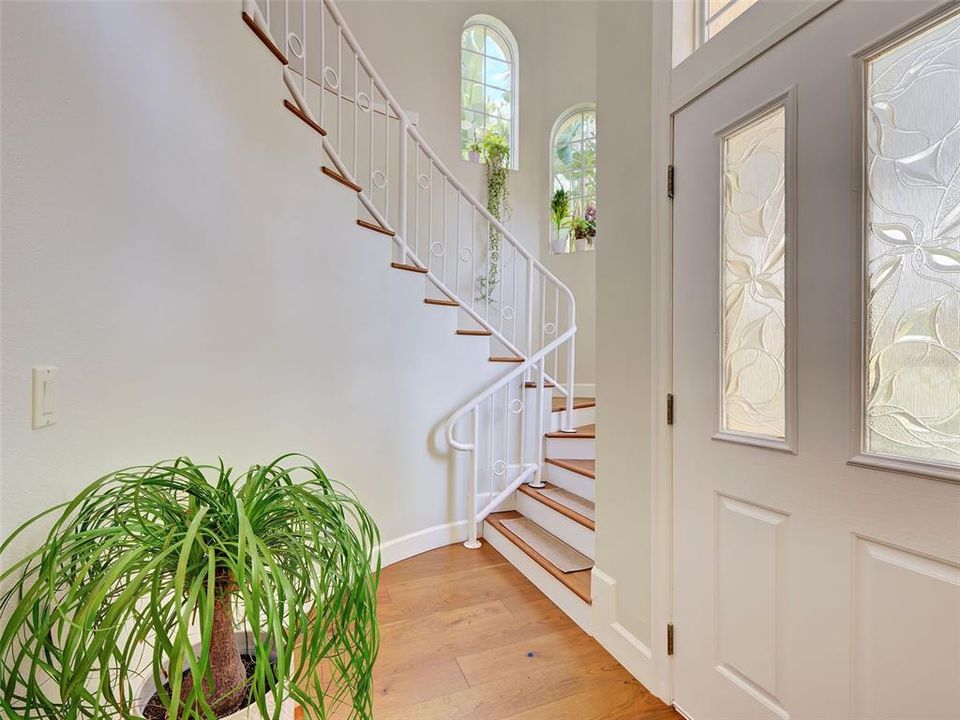 For Sale: $910,000 (4 beds, 3 baths, 2916 Square Feet)