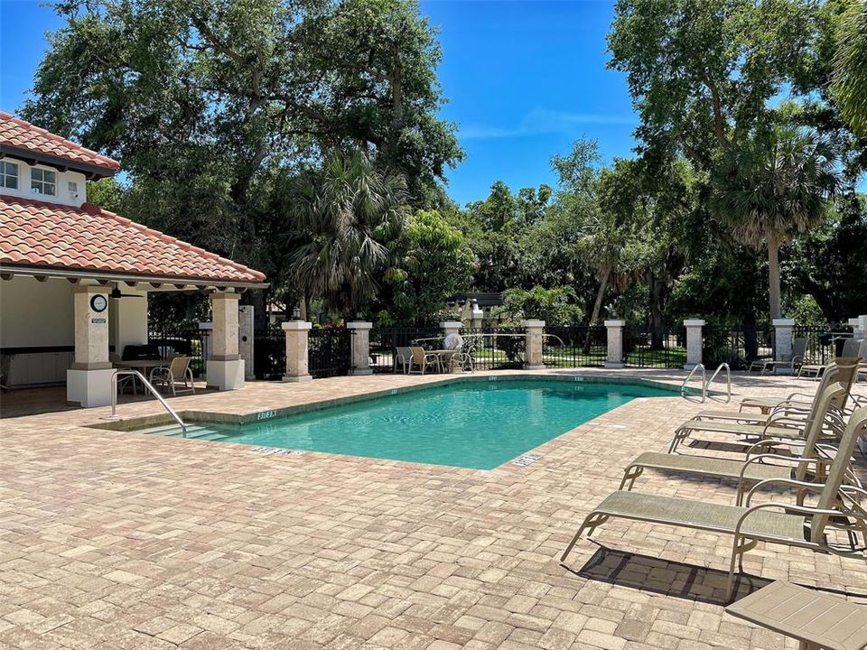 For Sale: $910,000 (4 beds, 3 baths, 2916 Square Feet)