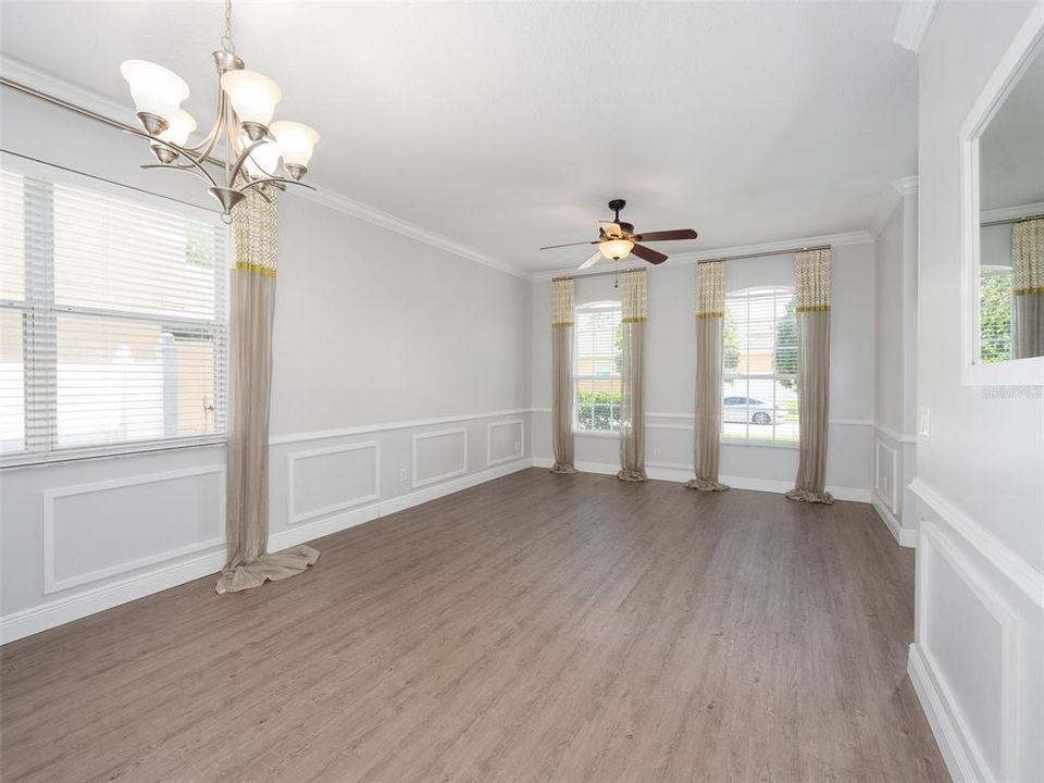 Active With Contract: $599,000 (3 beds, 2 baths, 2435 Square Feet)
