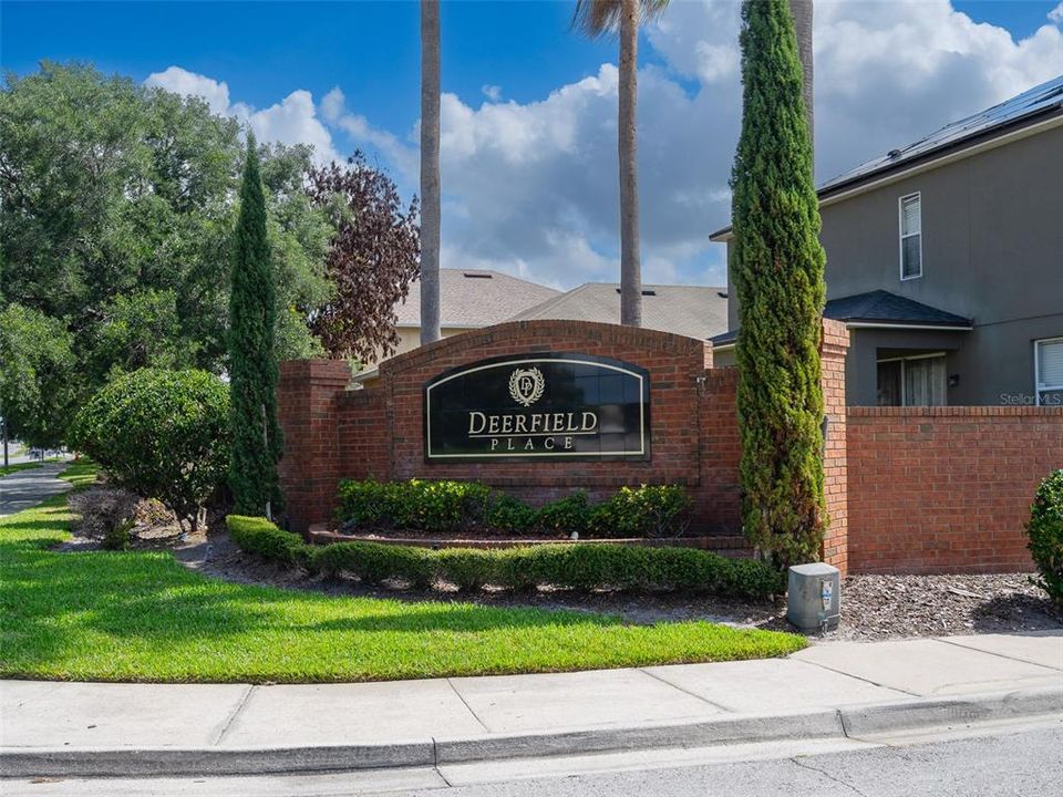 Active With Contract: $599,000 (3 beds, 2 baths, 2435 Square Feet)