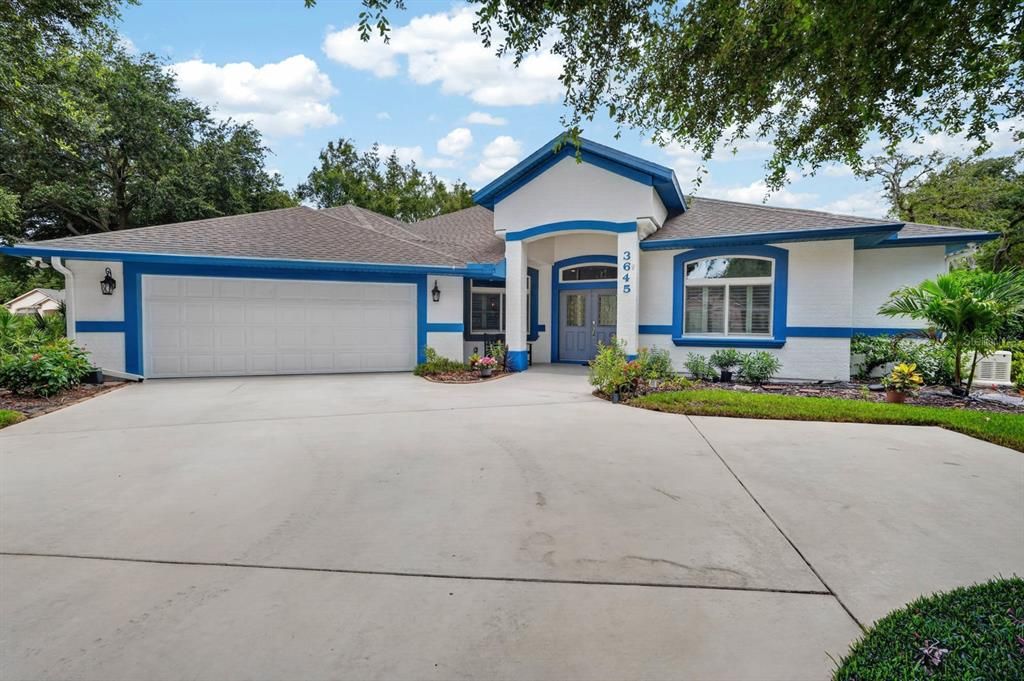 En Venta: $639,900 (3 camas, 2 baños, 2279 Pies cuadrados)