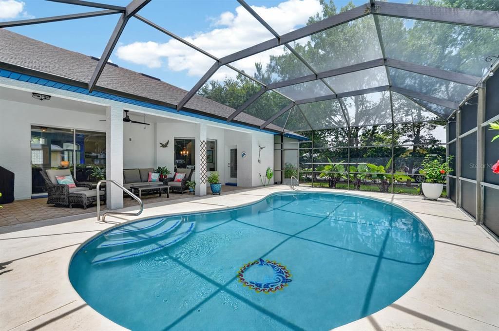 En Venta: $639,900 (3 camas, 2 baños, 2279 Pies cuadrados)
