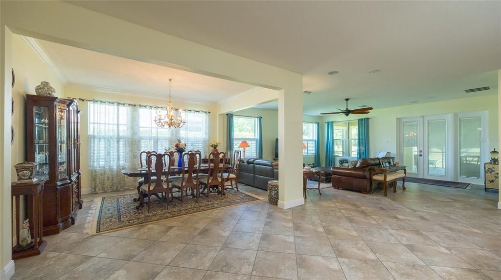 For Sale: $539,900 (4 beds, 3 baths, 2781 Square Feet)