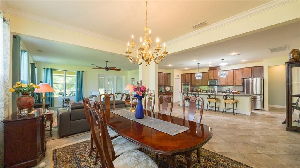 For Sale: $539,900 (4 beds, 3 baths, 2781 Square Feet)