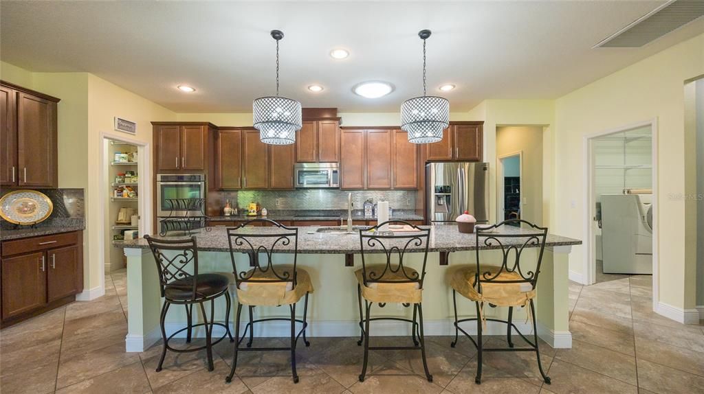 For Sale: $539,900 (4 beds, 3 baths, 2781 Square Feet)