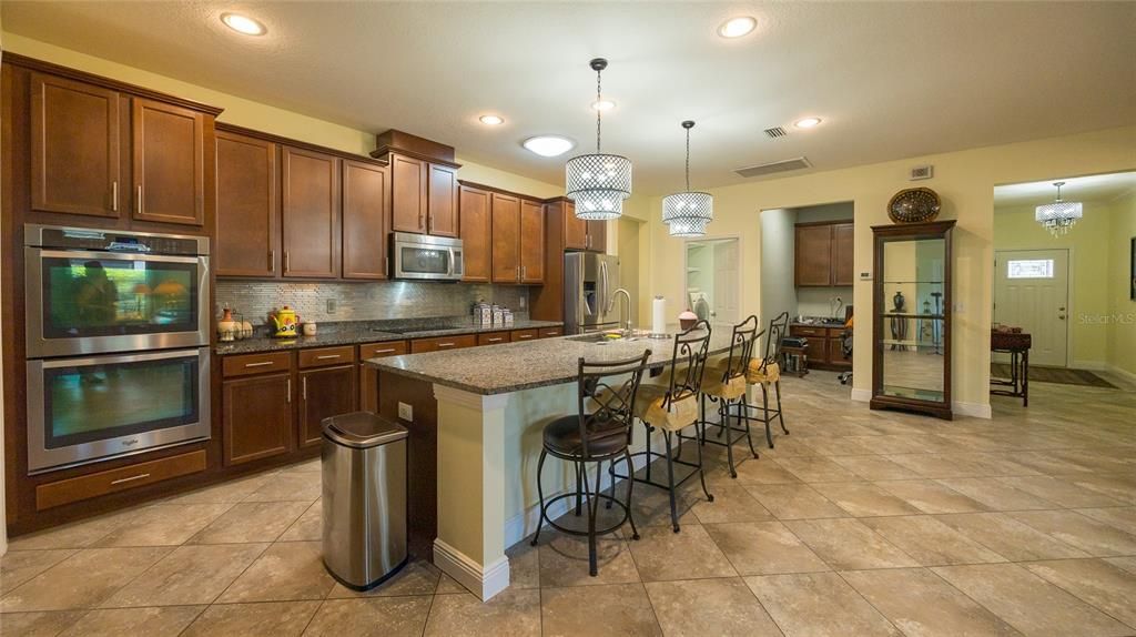 For Sale: $539,900 (4 beds, 3 baths, 2781 Square Feet)