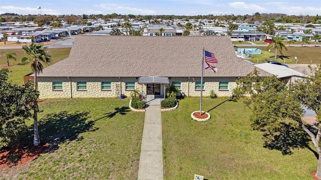 For Sale: $159,900 (2 beds, 2 baths, 1056 Square Feet)