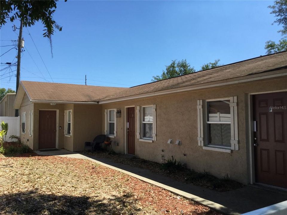 For Rent: $995 (1 beds, 1 baths, 600 Square Feet)