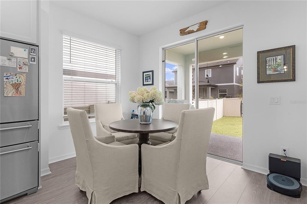 For Sale: $674,900 (4 beds, 3 baths, 2525 Square Feet)