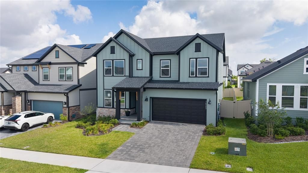 For Sale: $674,900 (4 beds, 3 baths, 2525 Square Feet)